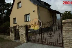 bramy-ogrodzeniowe-z-furtka-101