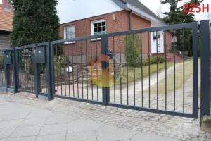 bramy-ogrodzeniowe-z-furtka-31