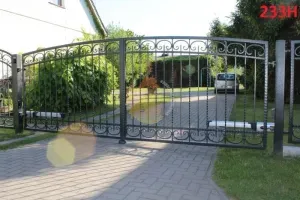 bramy-ogrodzeniowe-z-furtka-40