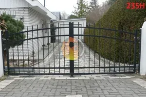 bramy-ogrodzeniowe-z-furtka-43