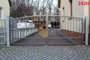 bramy-ogrodzeniowe-z-furtka-50