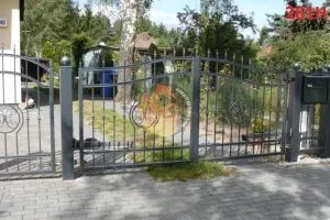 bramy-ogrodzeniowe-z-furtka-75