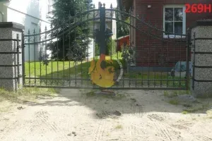 bramy-ogrodzeniowe-z-furtka-86