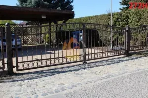 bramy-ogrodzeniowe-z-furtka-92